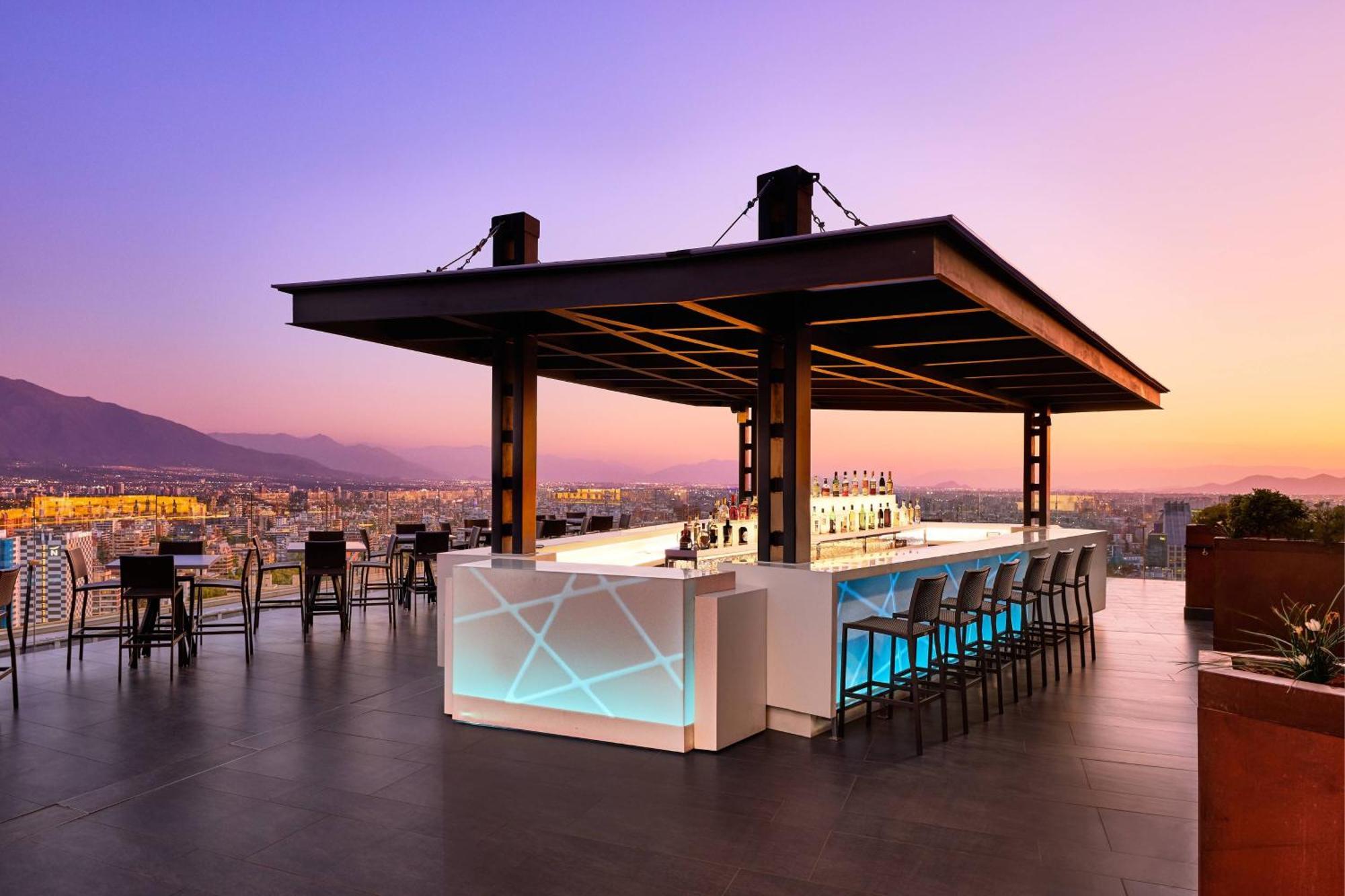 Ac Hotel By Marriott Santiago Cenco Costanera Екстер'єр фото
